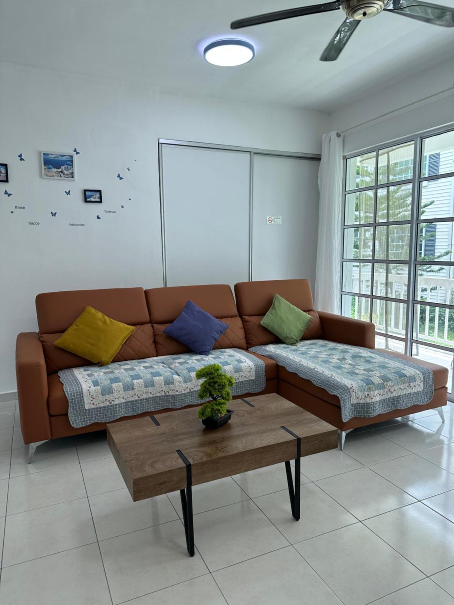 קמפאר Home Feel-Hibiscus Suites מראה חיצוני תמונה